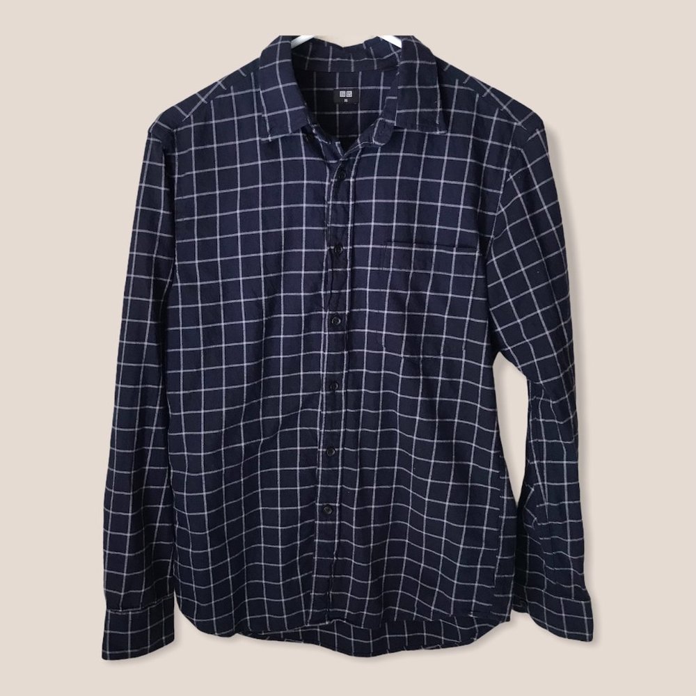 Uniqlo Button-Up Shirt, Men’s Extra Small